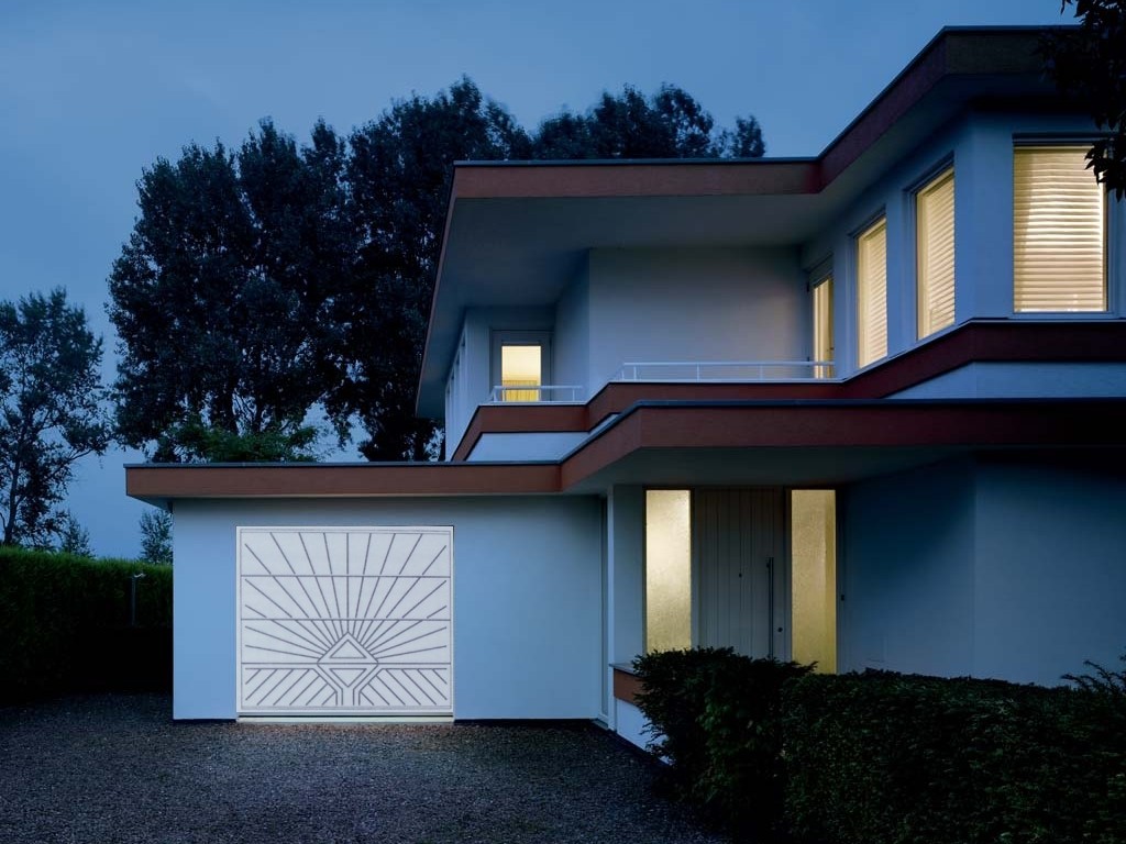 Novoferm ECHTHOLZ-Sektionaltor PARIS | OKOUMÉ UNBEHANDELT